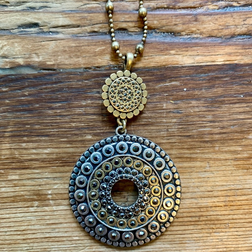 NWOT - Lucky Brand Pendant Necklace